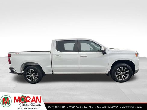 Used 2024 Chevrolet Silverado 1500 LT AWD/4WD image 7