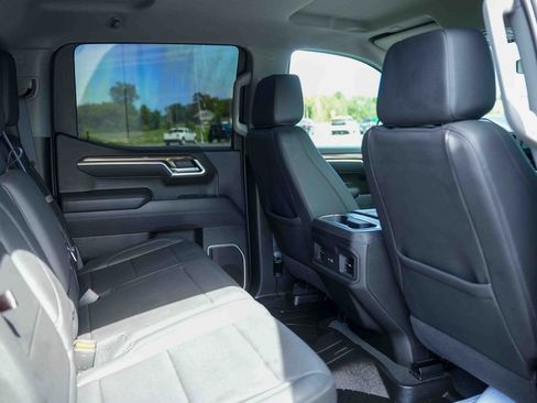 Used 2025 Chevrolet Silverado 1500 RST w/ Redline Edition AWD/4WD image 18