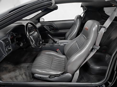 Used 1999 Chevrolet Camaro Z28 w/ SS Performance/Appearance Pkg image 27