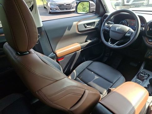 Certified 2024 Ford Bronco Sport Outer Banks w/ Tech Package AWD/4WD image 17