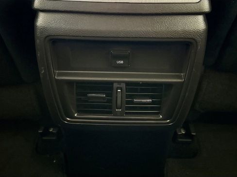 Used 2017 Nissan Murano SV image 25