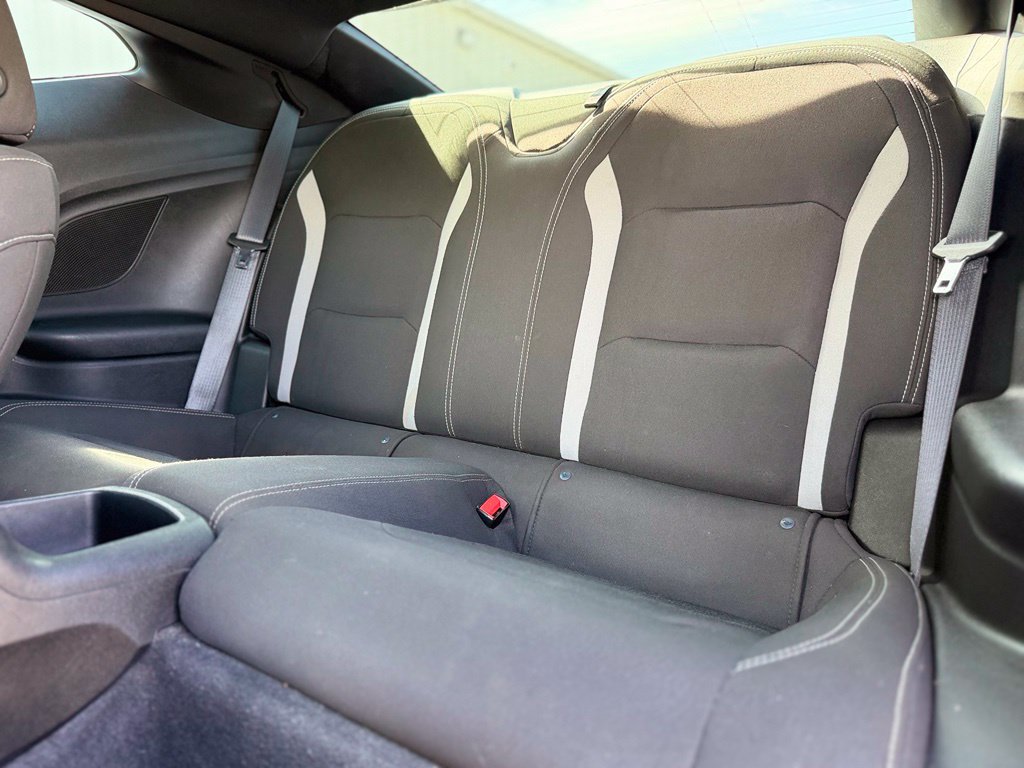 Used 2019 Chevrolet Camaro LT RWD image 11