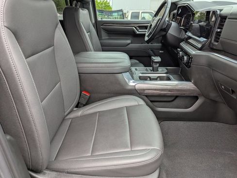 Used 2023 Chevrolet Silverado 1500 LTZ w/ LTZ Premium Package AWD/4WD image 29