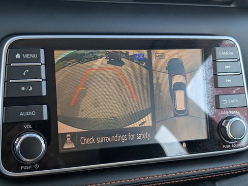 Used 2020 Nissan Kicks SR w/ SR Premium Package image 16