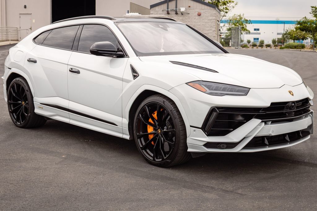 Used 2023 Lamborghini Urus S AWD/4WD image 6