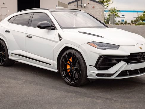 Used 2023 Lamborghini Urus S AWD/4WD image 6
