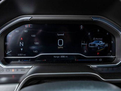 Used 2025 GMC Sierra 1500 AT4 w/ AT4 Premium Package image 19