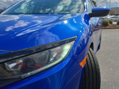 Used 2019 Honda Civic EX image 33