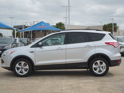 Used 2014 Ford Escape SE w/ Equipment Group 201A image 3