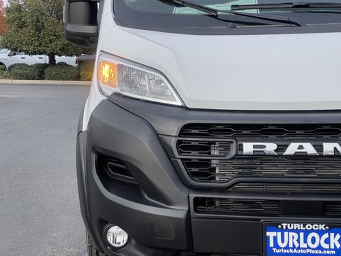 New 2025 RAM ProMaster 2500 w/ Convenience Group image 4