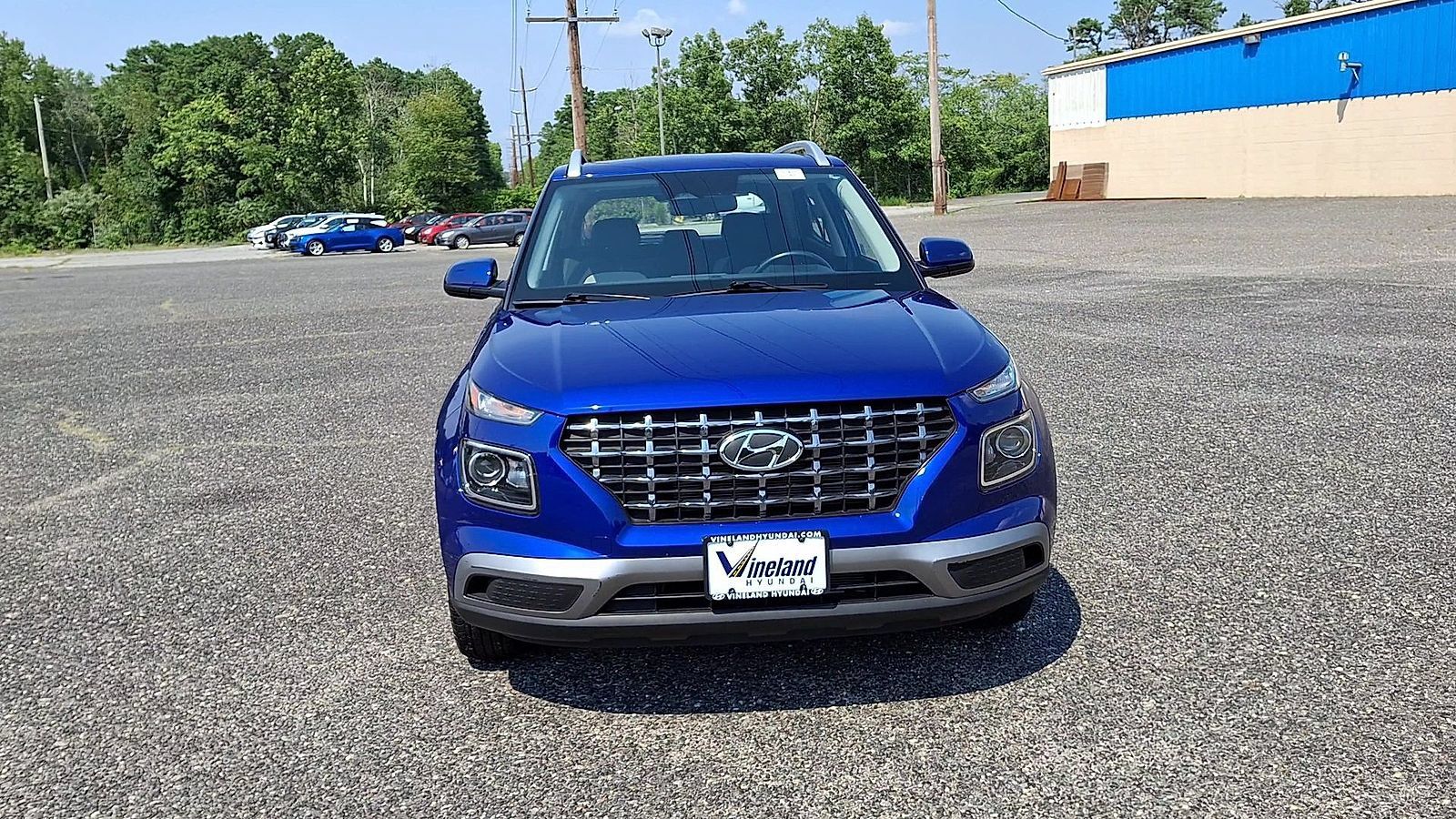 Certified 2024 Hyundai Venue SEL FWD image 3