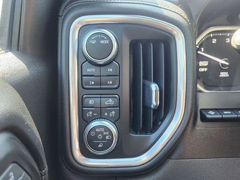 Used 2021 GMC Sierra 1500 Denali w/ Denali Ultimate Package AWD/4WD image 18