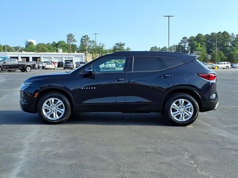 Used 2021 Chevrolet Blazer LT FWD image 17