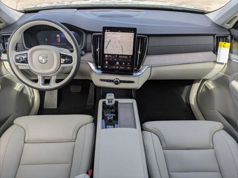 New 2026 Volvo XC90 T8 Ultra w/ Protection Package Premier image 10