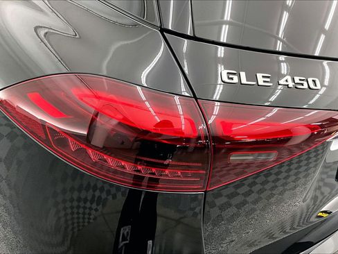Used 2026 Mercedes-Benz GLE 450 4MATIC image 27