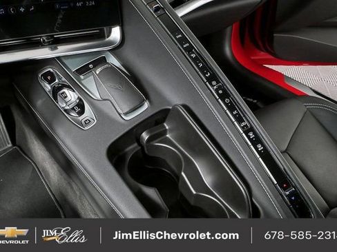 Used 2023 Chevrolet Corvette Stingray w/ Z51 Performance Package image 18