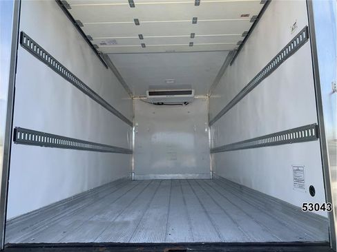 Used 2023 Ford F650 2WD Regular Cab Super Duty image 9
