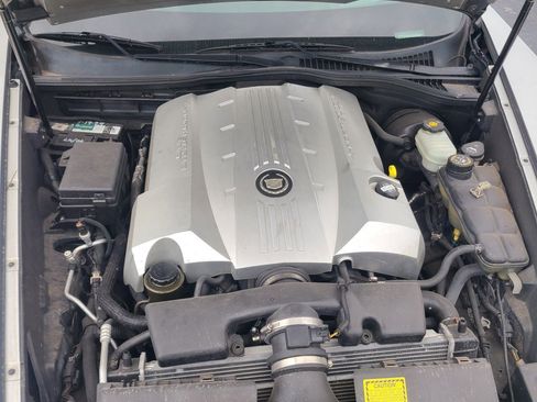 Used 2006 Cadillac XLR image 8