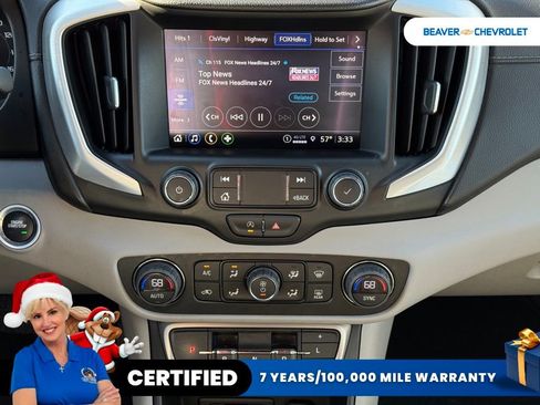 Used 2023 GMC Terrain SLT image 18