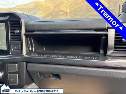 Used 2025 Ford F350 Lariat w/ Tremor Off-Road Package image 31