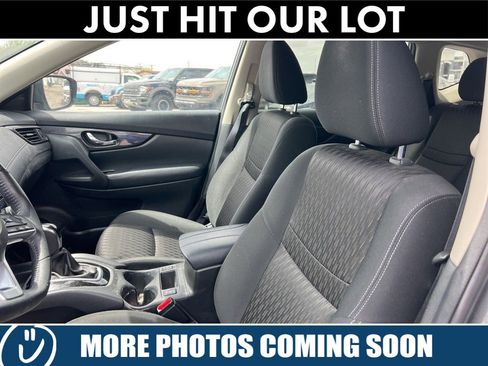 Used 2018 Nissan Rogue SV AWD/4WD image 8