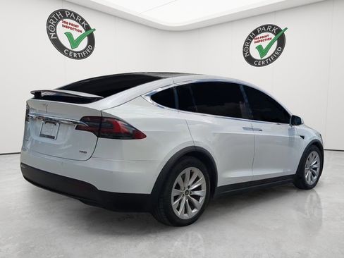 Used 2018 Tesla Model X 100D AWD/4WD image 5