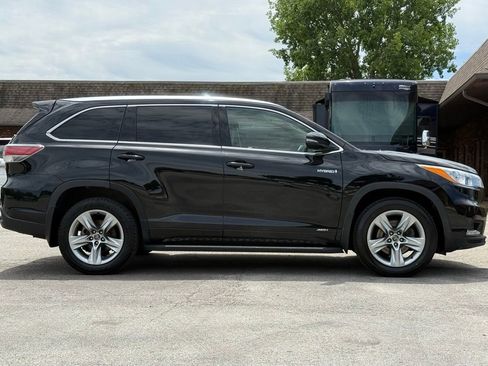 Used 2016 Toyota Highlander Limited Platinum AWD/4WD image 6