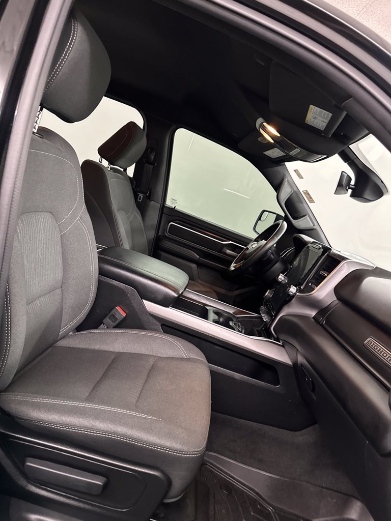 Used 2024 RAM 1500 Big Horn AWD/4WD image 39