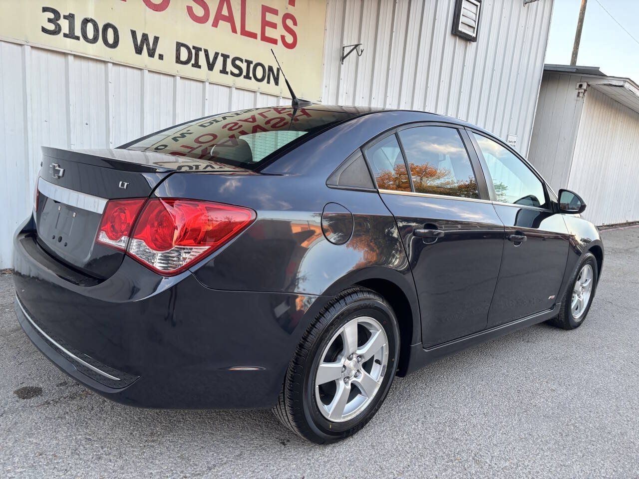 Used 2014 Chevrolet Cruze LT w/ All-Star Edition FWD image 3