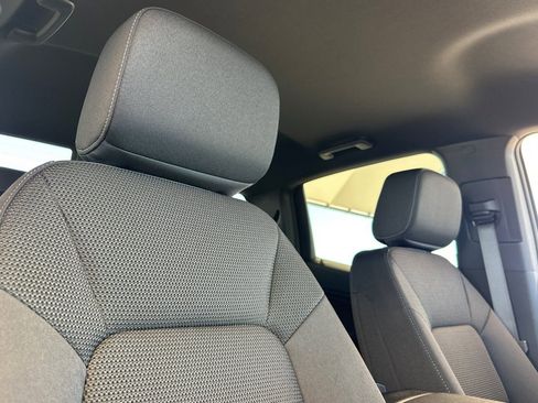 New 2026 Chevrolet Colorado LT image 18