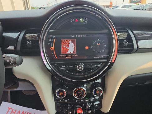 Used 2020 MINI Cooper Convertible FWD image 16