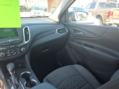 Used 2023 Chevrolet Equinox LT FWD image 13