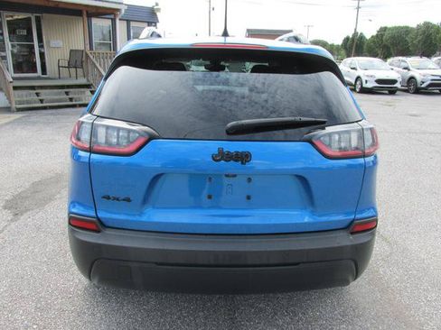 Used 2020 Jeep Cherokee Latitude Plus AWD/4WD image 4