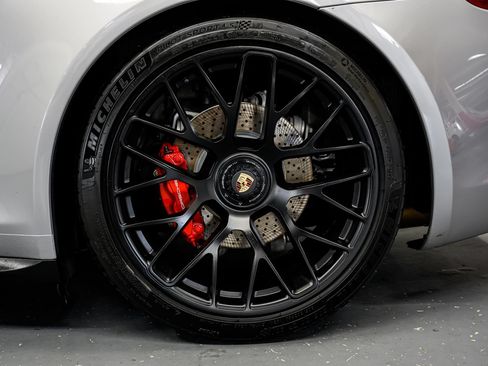 Used 2015 Porsche 911 Carrera GTS RWD image 46