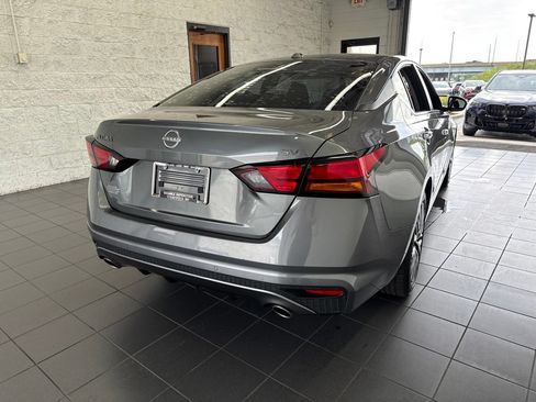 Used 2023 Nissan Altima 2.5 SV w/ SV Premium Package FWD image 7