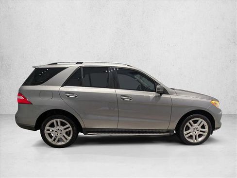 Used 2013 Mercedes-Benz ML 350 4MATIC image 4