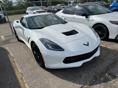 Used 2017 Chevrolet Corvette Stingray Coupe w/ Carbon Flash Badge Package RWD image 20
