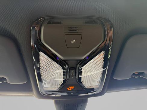 Used 2023 BMW X5 xDrive40i w/ Premium Package image 28