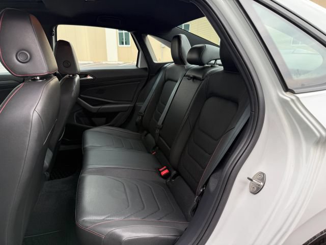 Used 2019 Volkswagen Jetta GLI Autobahn FWD image 18
