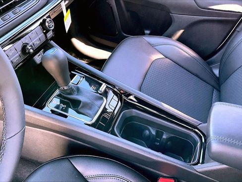 Used 2026 Jeep Compass Latitude image 18