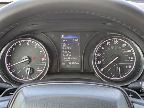 Used 2023 Toyota Camry SE image 22