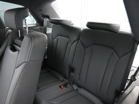 Used 2025 Audi Q7 3.0T Premium Plus AWD/4WD image 16