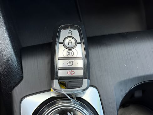 Used 2020 Ford Escape SEL AWD/4WD image 14