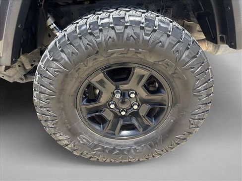 Used 2021 Jeep Gladiator Sport AWD/4WD image 19