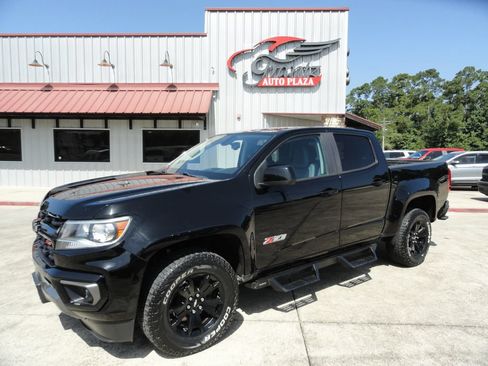 Used 2022 Chevrolet Colorado Z71 w/ Z71 Midnight Edition AWD/4WD image 1