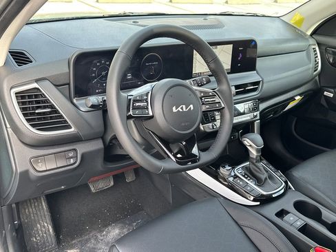 New 2026 Kia Seltos SX AWD/4WD image 18