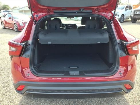 New 2026 Chevrolet Trax RS image 15