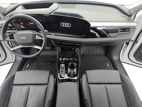 Certified 2025 Audi Q6 e-tron Premium Plus w/ Premium Plus image 9