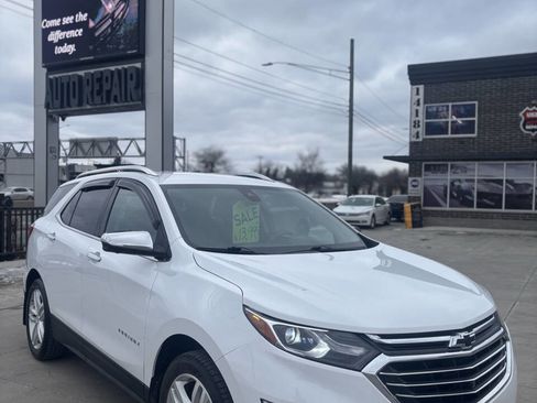 Used 2021 Chevrolet Equinox Premier AWD/4WD image 1