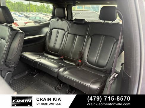 Used 2022 Jeep Wagoneer Series III w/ Premium Group I AWD/4WD image 25